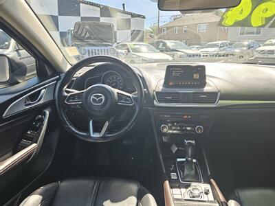 2018 Mazda Mazda3 Touring - Photo 7 - Everett, WA 98201