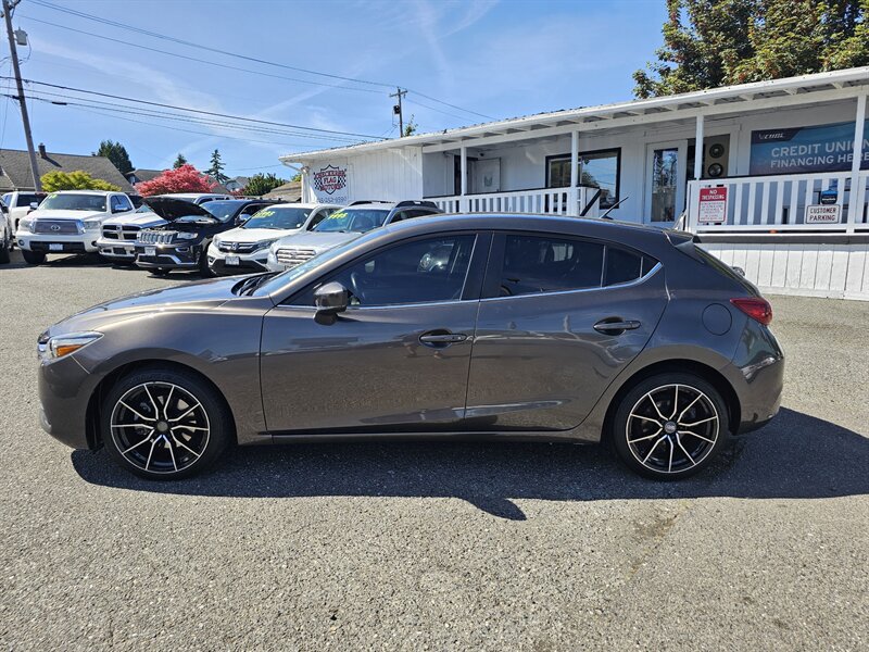 2018 Mazda Mazda3 Touring - Photo 8 - Everett, WA 98201