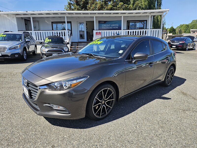 2018 Mazda Mazda3 Touring - Photo 4 - Everett, WA 98201