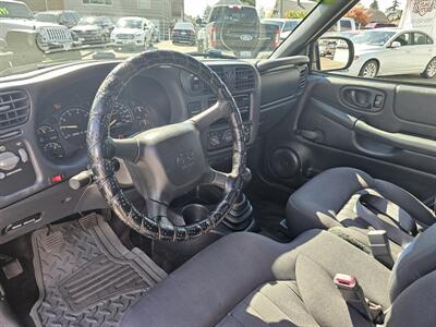 2003 Chevrolet S-10   - Photo 5 - Everett, WA 98201