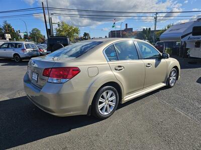 2010 Subaru Legacy 2.5i Premium   - Photo 10 - Everett, WA 98201