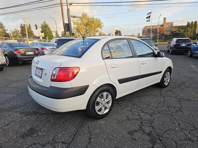 2009 Kia Rio LX   - Photo 10 - Everett, WA 98201