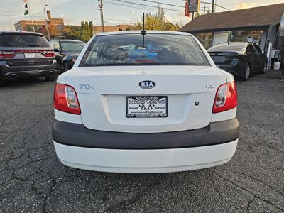 2009 Kia Rio LX   - Photo 9 - Everett, WA 98201