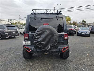 2017 Jeep Wrangler Unlimited Sahara   - Photo 9 - Everett, WA 98201