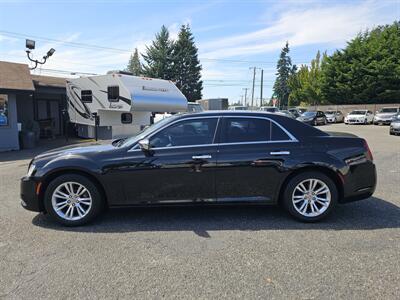 2016 Chrysler 300C   - Photo 7 - Everett, WA 98201