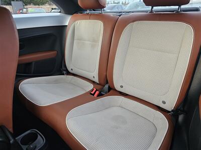 2015 Volkswagen Beetle-Classic 1.8T Classic PZEV - Photo 5 - Everett, WA 98201