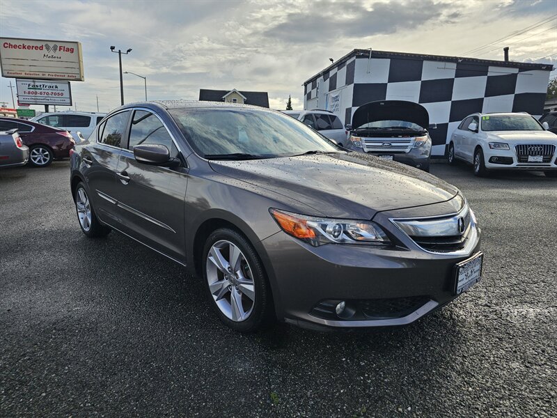2014 Acura ILX 2.0L w/Premium  