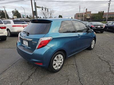 2012 Toyota Yaris 3-Door LE   - Photo 11 - Everett, WA 98201