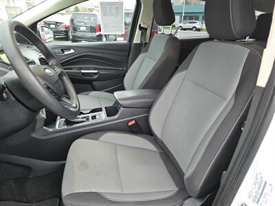 2018 Ford Escape SE   - Photo 4 - Everett, WA 98201