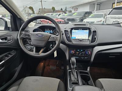 2018 Ford Escape SE   - Photo 6 - Everett, WA 98201
