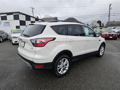 2018 Ford Escape SE   - Photo 10 - Everett, WA 98201