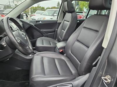 2012 Volkswagen Tiguan SE 4Motion   - Photo 4 - Everett, WA 98201