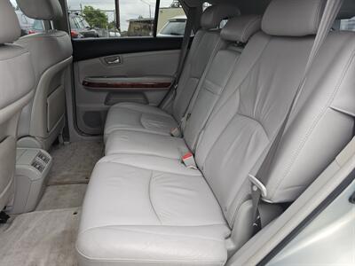 2005 Lexus RX 330   - Photo 5 - Everett, WA 98201