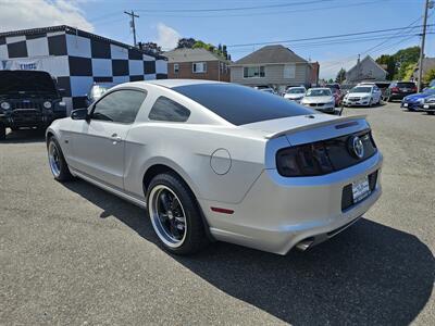 2013 Ford Mustang V6 Premium   - Photo 8 - Everett, WA 98201