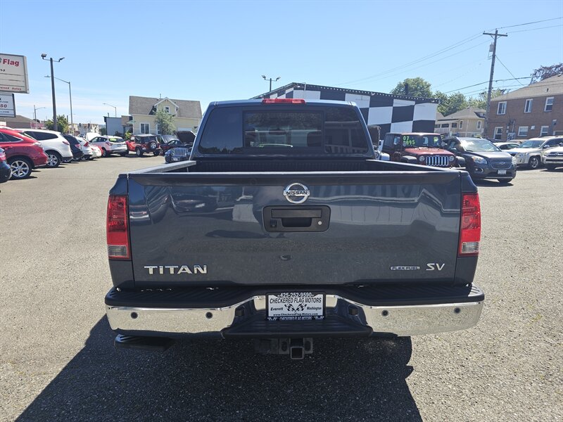 2014 Nissan Titan SV - Photo 9 - Everett, WA 98201