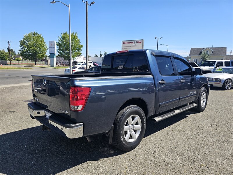 2014 Nissan Titan SV - Photo 10 - Everett, WA 98201