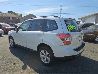 2015 Subaru Forester 2.5i   - Photo 8 - Everett, WA 98201