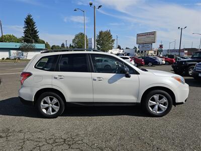2015 Subaru Forester 2.5i   - Photo 11 - Everett, WA 98201