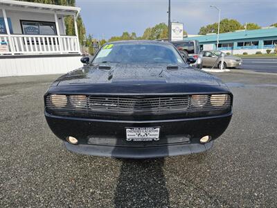 2013 Dodge Challenger SXT   - Photo 2 - Everett, WA 98201
