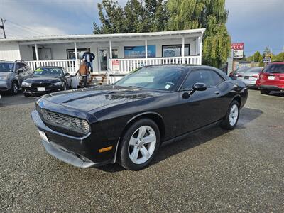 2013 Dodge Challenger SXT   - Photo 3 - Everett, WA 98201