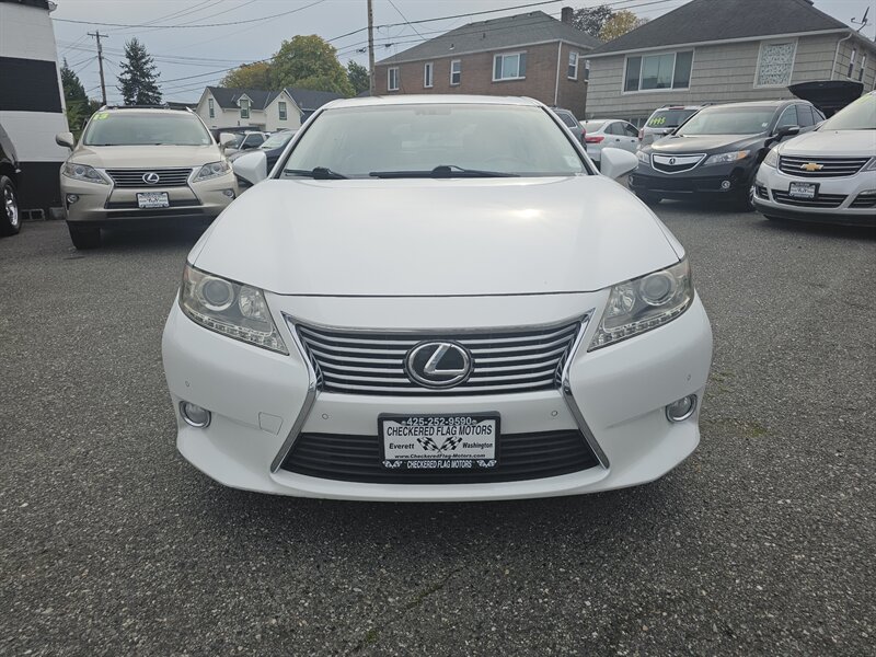 2013 Lexus ES 350 - Photo 2 - Everett, WA 98201