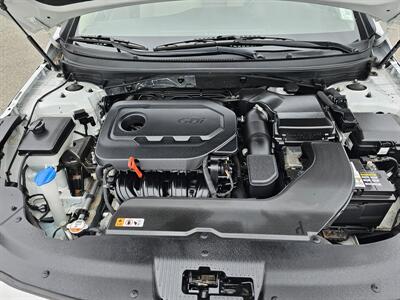 2016 Hyundai Sonata   - Photo 13 - Everett, WA 98201