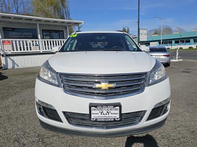 2016 Chevrolet Traverse LT   - Photo 2 - Everett, WA 98201