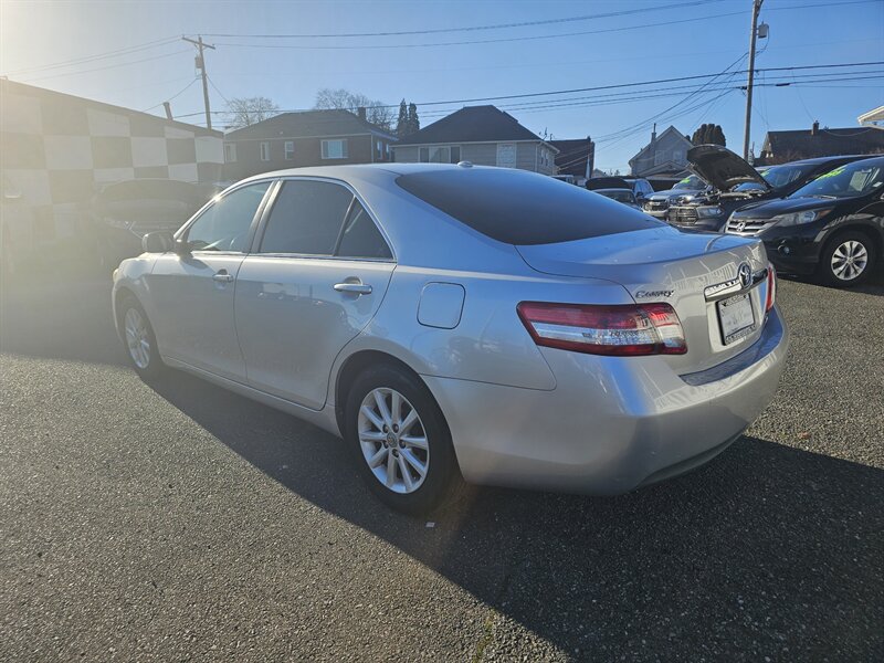 2010 Toyota Camry XLE - Photo 8 - Everett, WA 98201