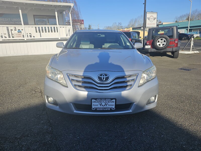 2010 Toyota Camry XLE - Photo 2 - Everett, WA 98201