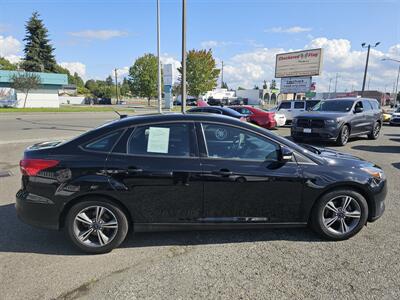 2016 Ford Focus SE   - Photo 11 - Everett, WA 98201