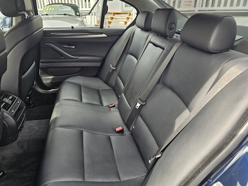 2011 BMW 5 Series 535i - Photo 5 - Everett, WA 98201