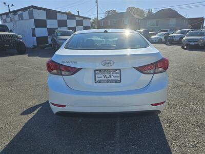 2016 Hyundai Elantra SE   - Photo 9 - Everett, WA 98201