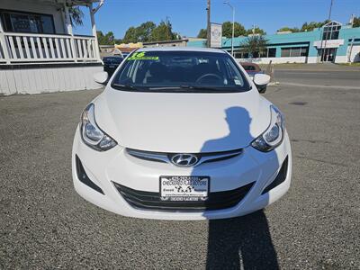 2016 Hyundai Elantra SE   - Photo 2 - Everett, WA 98201