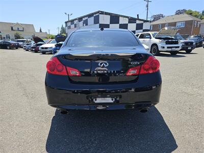 2011 INFINITI G x   - Photo 9 - Everett, WA 98201