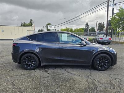 2024 Tesla Model Y Long Range - Photo 13 - Everett, WA 98201