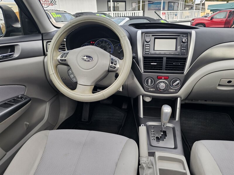 2013 Subaru Forester 2.5X Premium - Photo 6 - Everett, WA 98201