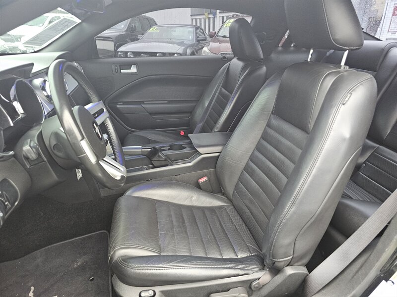 2007 Ford Mustang GT Premium - Photo 4 - Everett, WA 98201