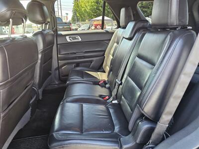 2013 Ford Explorer XLT   - Photo 5 - Everett, WA 98201
