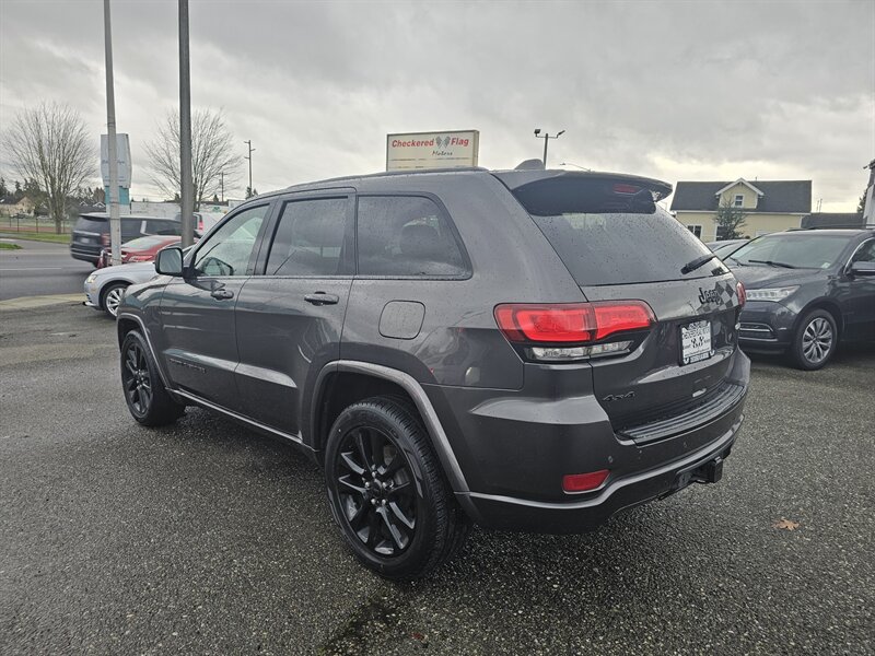 2017 Jeep Grand Cherokee Altitude - Photo 8 - Everett, WA 98201