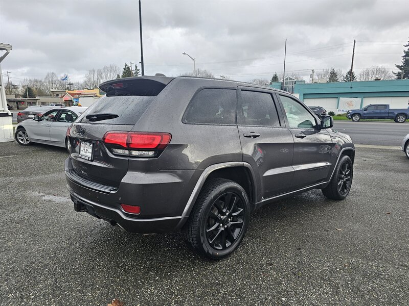 2017 Jeep Grand Cherokee Altitude - Photo 10 - Everett, WA 98201