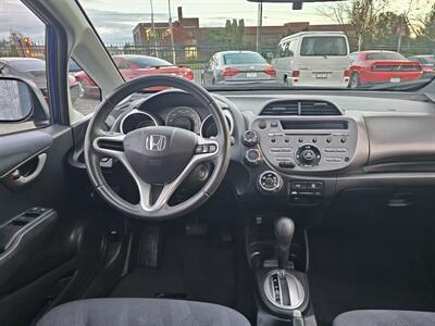 2011 Honda Fit Sport   - Photo 6 - Everett, WA 98201