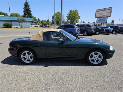 1999 MAZDA MX-5 Miata   - Photo 9 - Everett, WA 98201