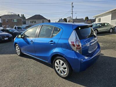 2013 Toyota Prius c Two   - Photo 8 - Everett, WA 98201