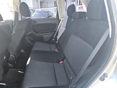2015 Subaru Forester 2.5i   - Photo 5 - Everett, WA 98201