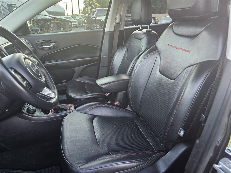 2019 Jeep Compass Trailhawk - Photo 5 - Everett, WA 98201
