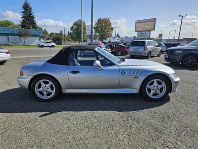 1998 BMW Z3 1.9   - Photo 9 - Everett, WA 98201