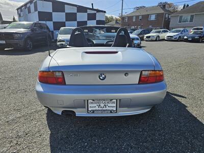 1998 BMW Z3 1.9   - Photo 15 - Everett, WA 98201