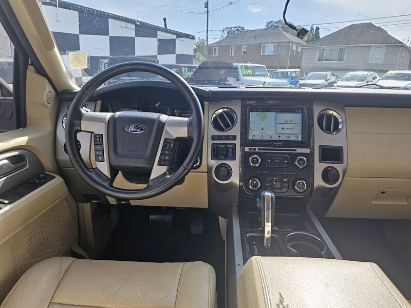 2016 Ford Expedition EL Limited - Photo 7 - Everett, WA 98201