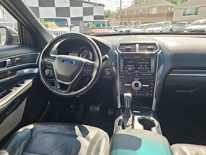 2016 Ford Explorer Limited - Photo 7 - Everett, WA 98201