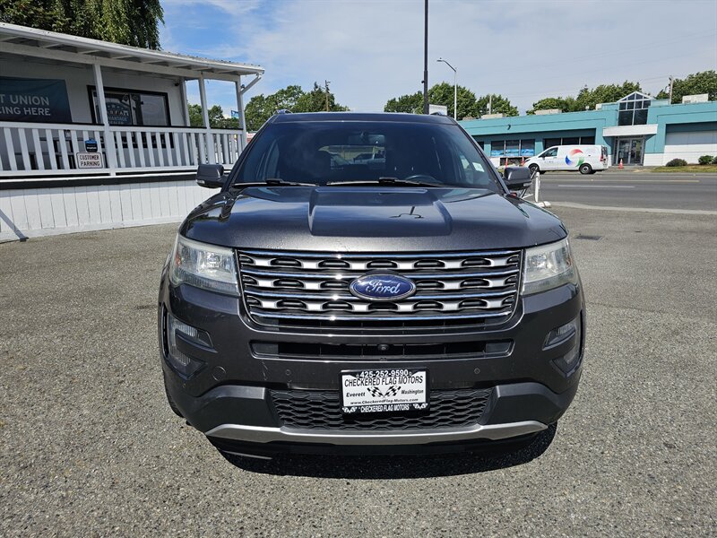 2016 Ford Explorer Limited - Photo 2 - Everett, WA 98201